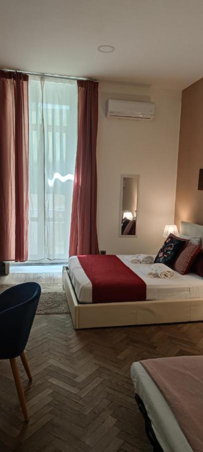 Domus Luigi Leone Bed & Breakfast Napoli Eksteriør bilde