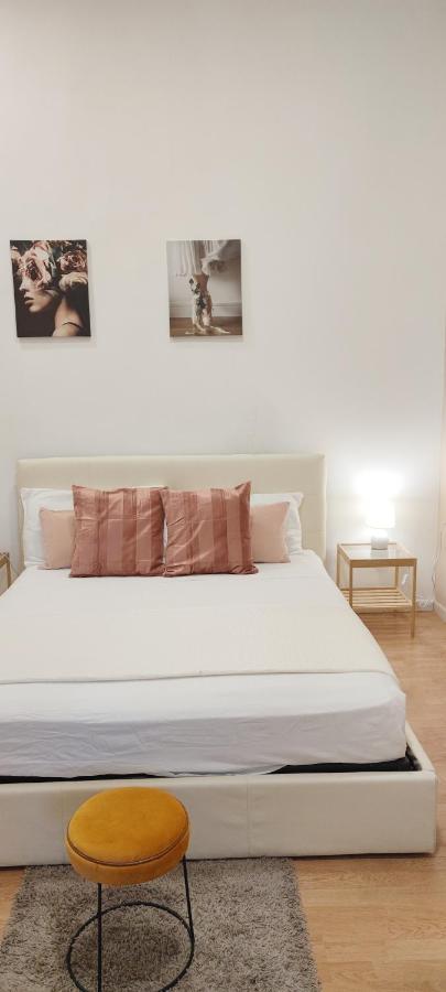 Domus Luigi Leone Bed & Breakfast Napoli Eksteriør bilde