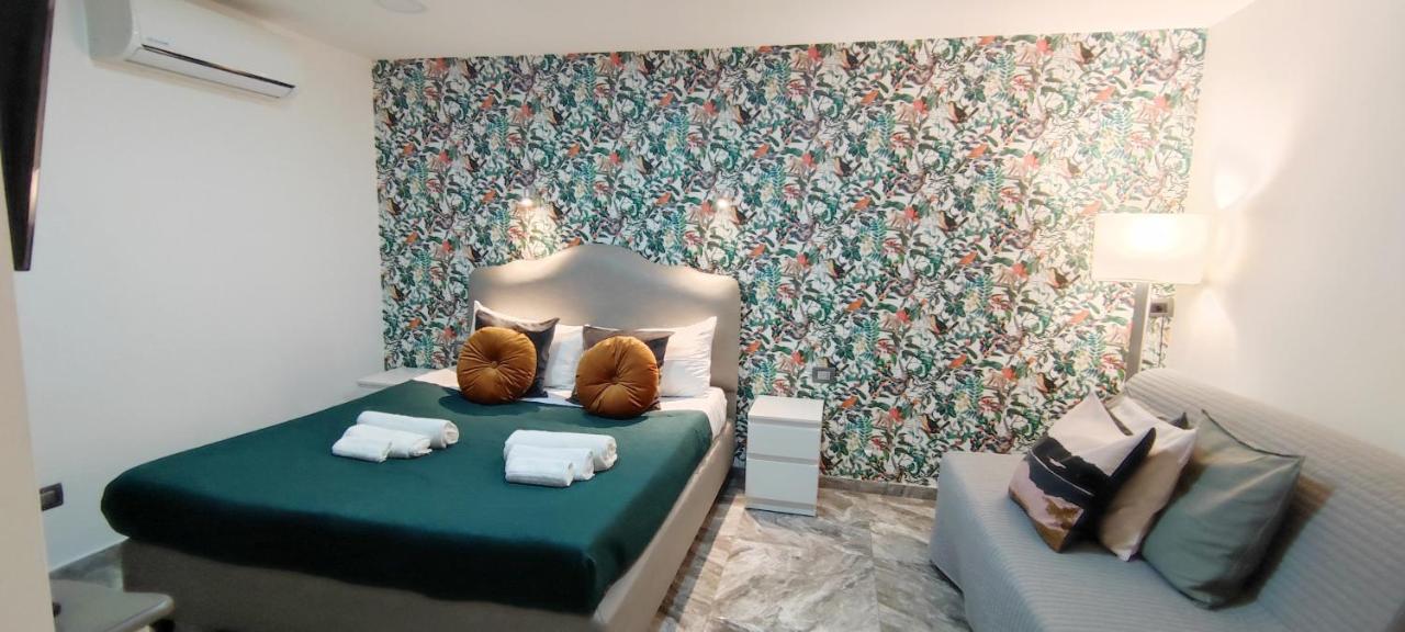 Domus Luigi Leone Bed & Breakfast Napoli Eksteriør bilde