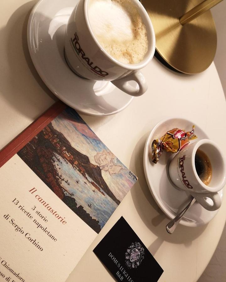 Domus Luigi Leone Bed & Breakfast Napoli Eksteriør bilde