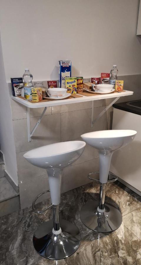 Domus Luigi Leone Bed & Breakfast Napoli Eksteriør bilde